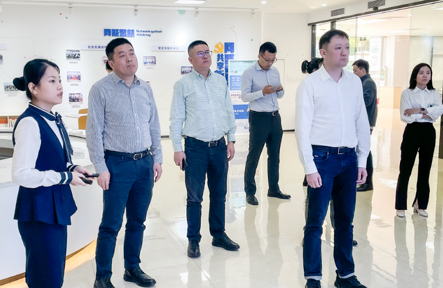 構(gòu)建新發(fā)展格局——公司赴深圳開展考察和座談交流 構(gòu)建新發(fā)展格局——公司赴深圳開展考察和座談交流